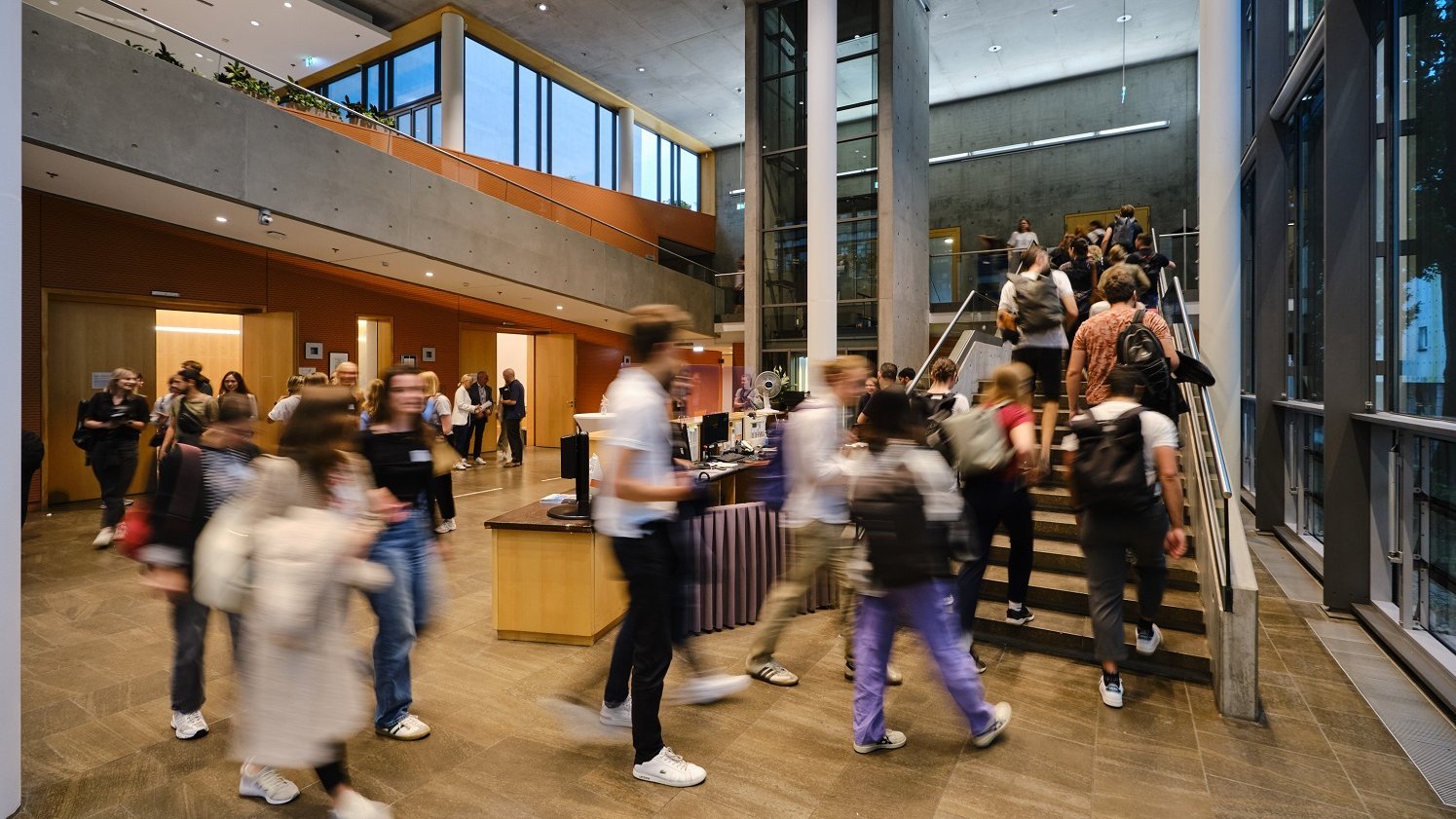 Eingangsbereich der Ärztekammer Berlin während einer Veranstaltung